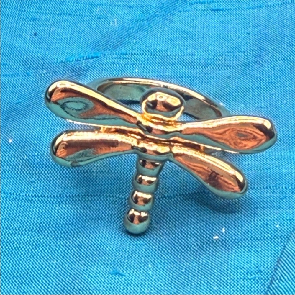 UNO de 50 Gold and Silver Dragonfly Ring